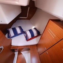 Dufour 350