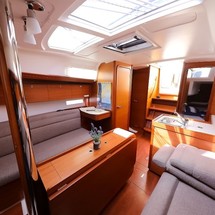 Dufour 350