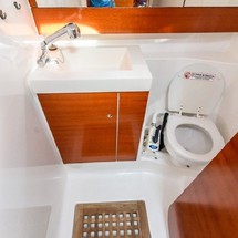 Dufour 405