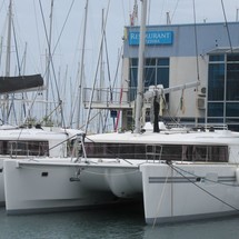 Lagoon 450 F