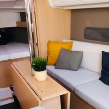 Beneteau Oceanis 30.1