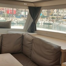 Fountaine Pajot Lucia 40