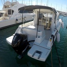 Beneteau Antares 8