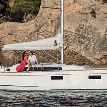 Beneteau Oceanis 38