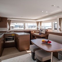 Lagoon 450 S