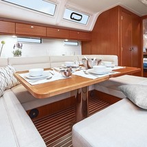 Bavaria Cruiser 51