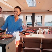 Fountaine Pajot Lucia 40