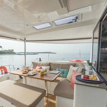 Fountaine Pajot Helia 44