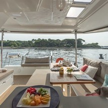 Fountaine Pajot Helia 44