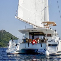 Fountaine Pajot Helia 44
