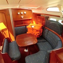 Beneteau Oceanis Clipper 423