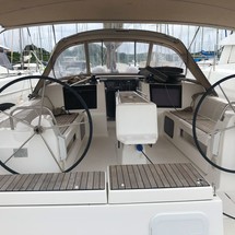Dufour 412