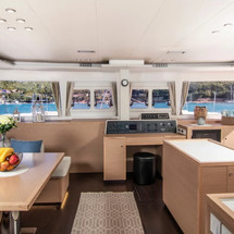 Lagoon 560