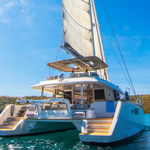 Lagoon 560