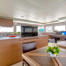Lagoon 620