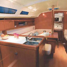 Beneteau Oceanis 37