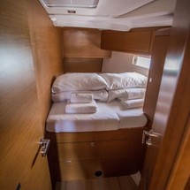 Jeanneau 53