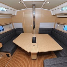 Hanse 418