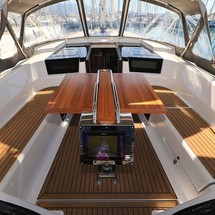Hanse 418