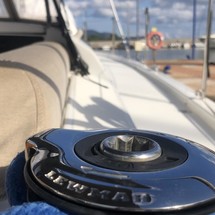 Dufour 390