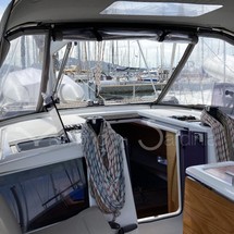 Dufour 390