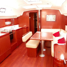 Beneteau Oceanis 43