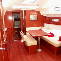 Beneteau Oceanis 43