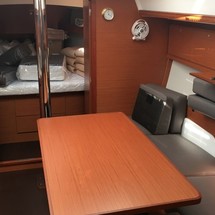 Dufour 382