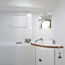 Lagoon 380