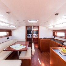 Beneteau Oceanis 48