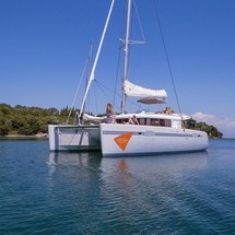 Lagoon 450 F