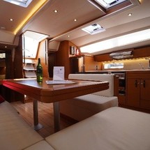 Jeanneau 54