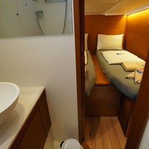 Jeanneau 54