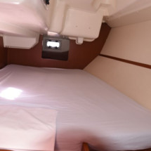 Beneteau Oceanis 37
