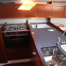 Beneteau Oceanis 37
