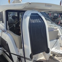 Sealine C390