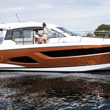 Sealine C390