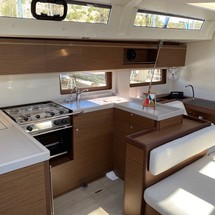 Beneteau Oceanis 51.1