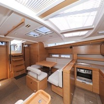 Dufour 560