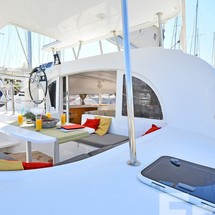 Lagoon 380 S2