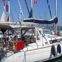 Beneteau Oceanis 37