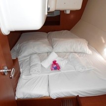 Beneteau Oceanis 37