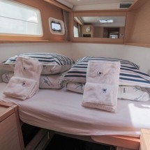 Lagoon 450 F