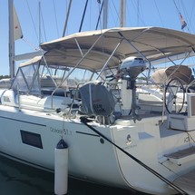 Beneteau Oceanis 51.1