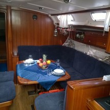 Bavaria 44