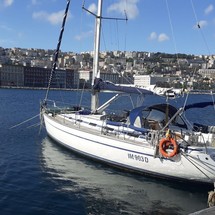 Bavaria 44