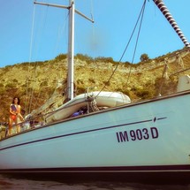 Bavaria 44