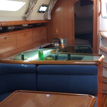 Jeanneau Sun Odyssey 37