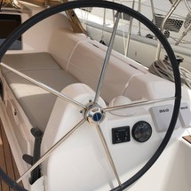 Dufour 382