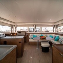 Lagoon 450 F